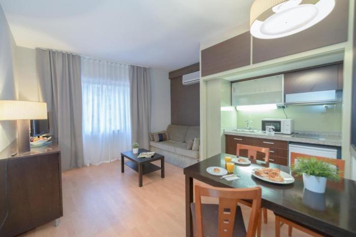 Senator Barcelona Apartments Szoba fotó